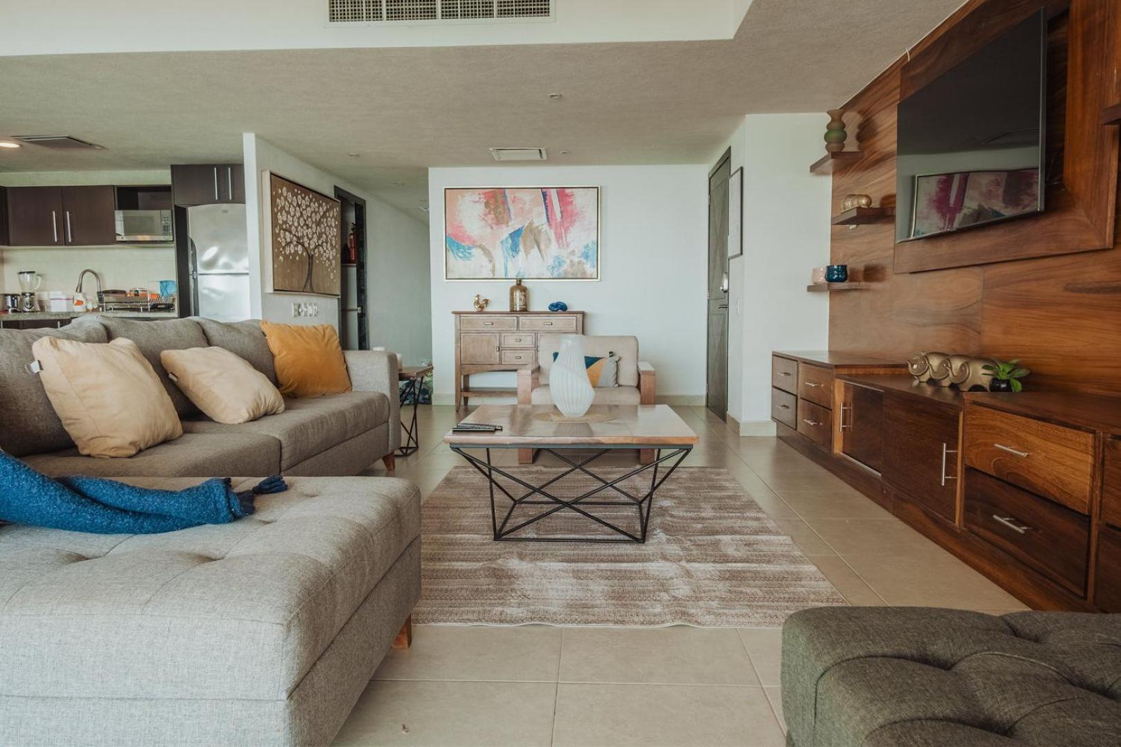 Grand Venetian Beachfront Condos بويرتو فالارتا المظهر الخارجي الصورة