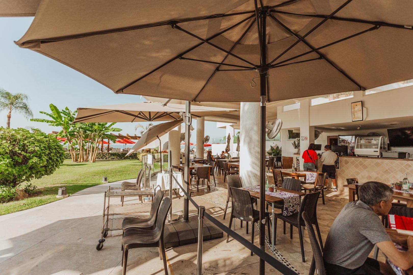 Grand Venetian Beachfront Condos بويرتو فالارتا المظهر الخارجي الصورة